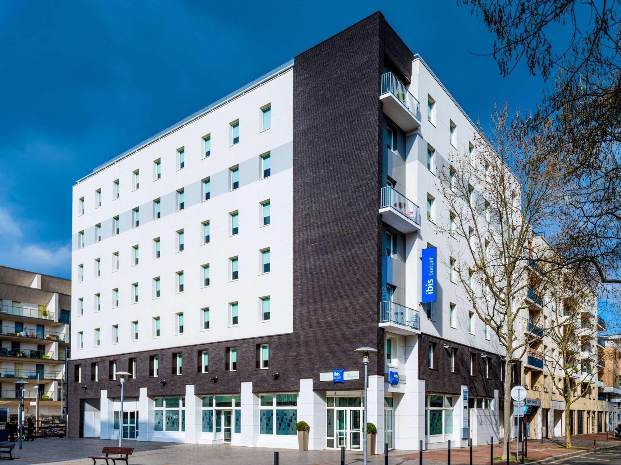 Ibis Budget Issy Les Moulineaux Paris Ouest Exterior photo